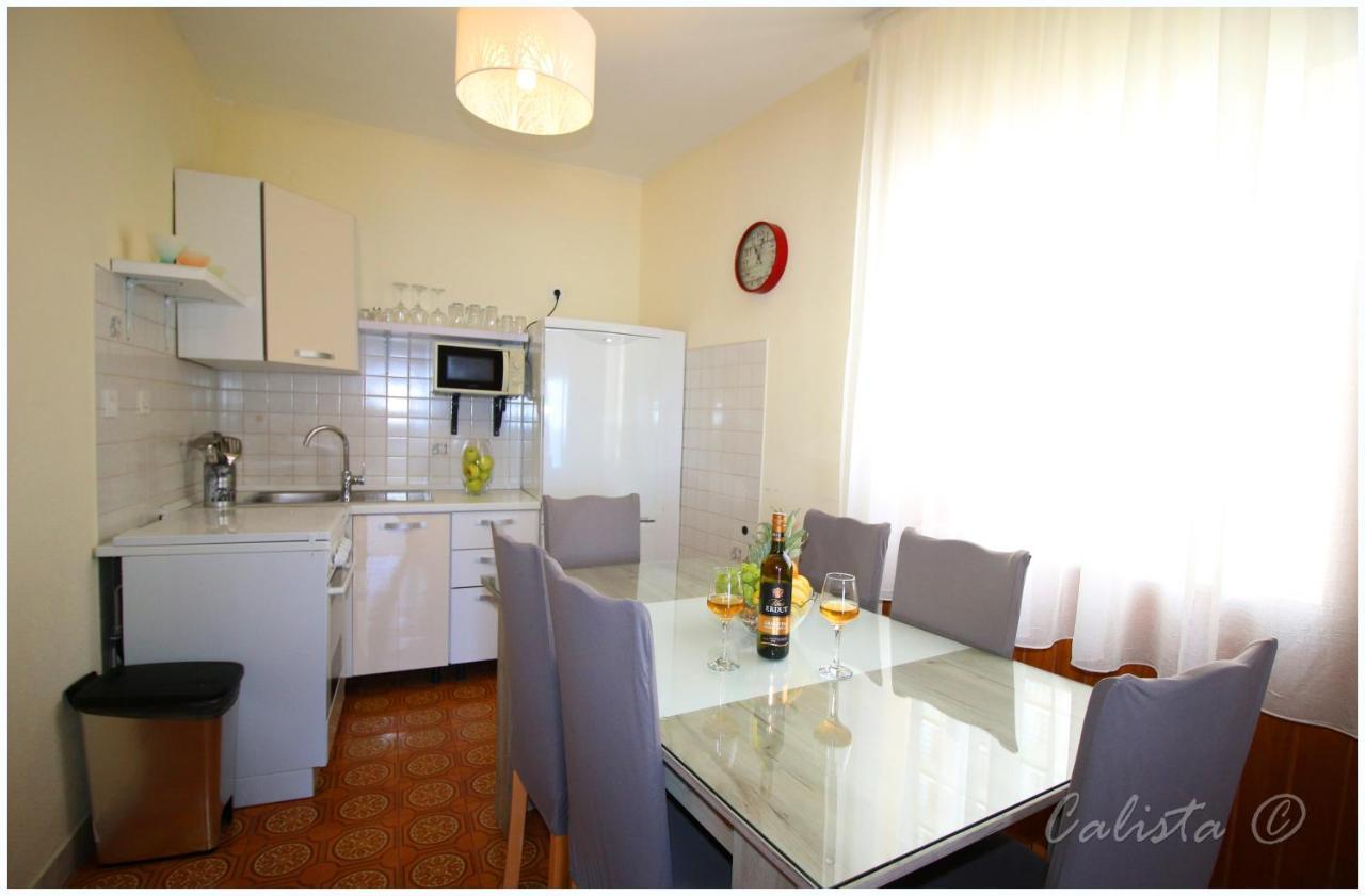 Apartman Smoljic 4+2 Primošten Exterior foto