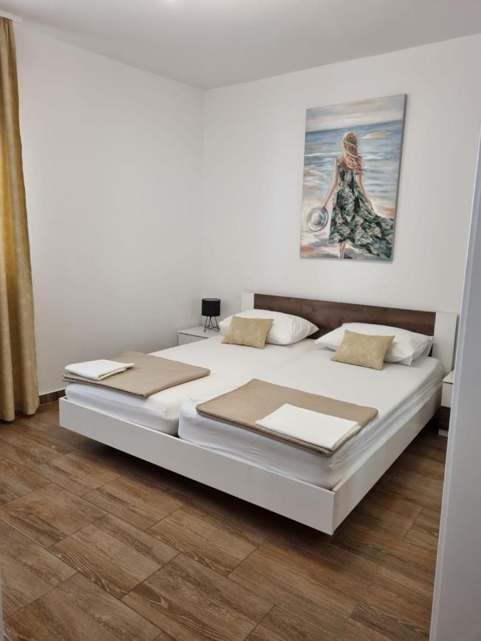 Apartman Smoljic 4+2 Primošten Exterior foto