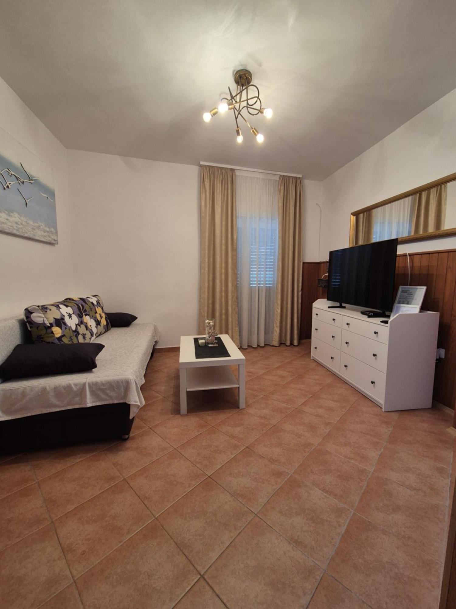 Apartman Smoljic 4+2 Primošten Zimmer foto